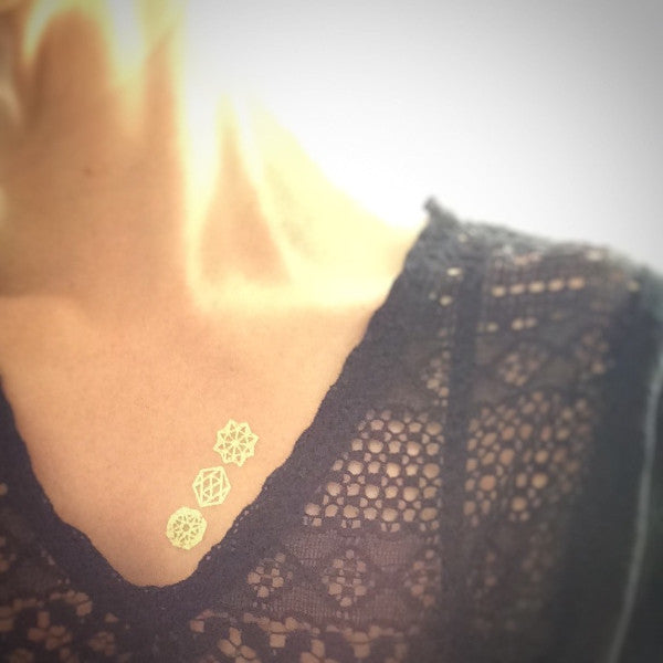 tatouages temporaires géométriques 