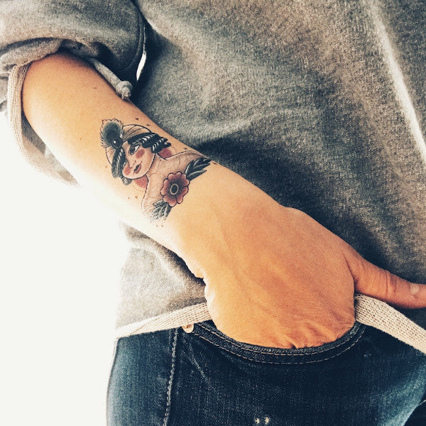 La jeune femme tatouée